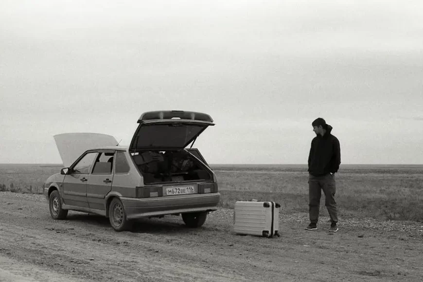 Stuck on the Road? Tips for When Your Vehicle Breaks Down