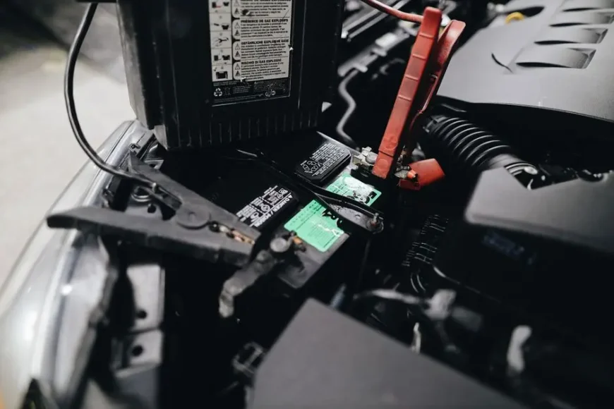 7 Essential Items to Keep in Your Car for Accident Emergencies